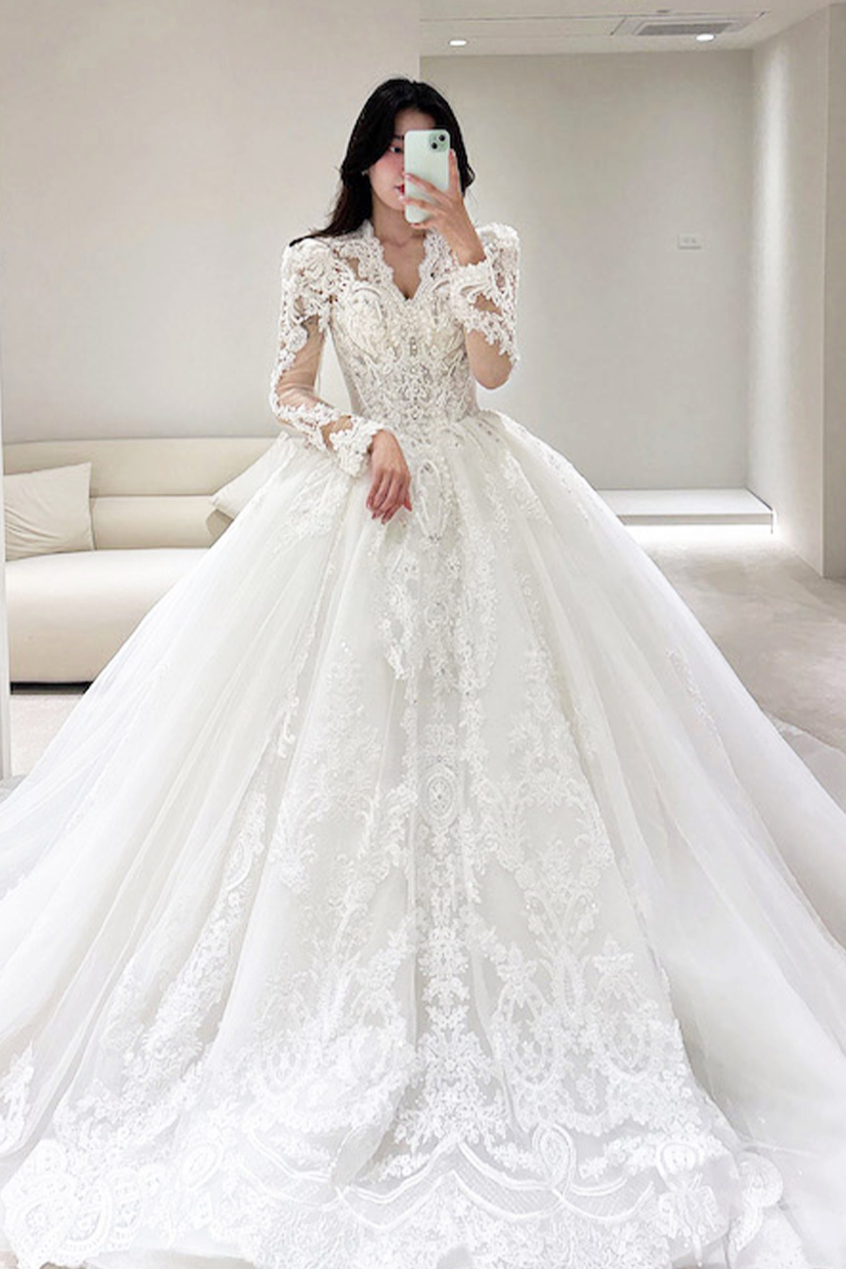 Angela 國際精品婚紗